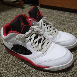 Men's Jordan 5 low fire red 2016- size 13